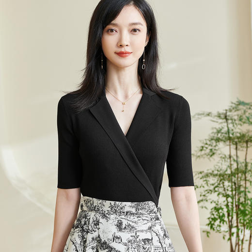 剩S/M/L/XL 【气质针织衫】2026春季新款时尚知性优雅修身显瘦上衣 商品图5