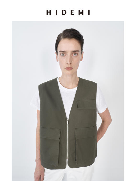 HIDEMI 小男孩系列春日新款女口袋工装感水洗斜纹棉导演马甲外套裤子短裤套装 商品图2