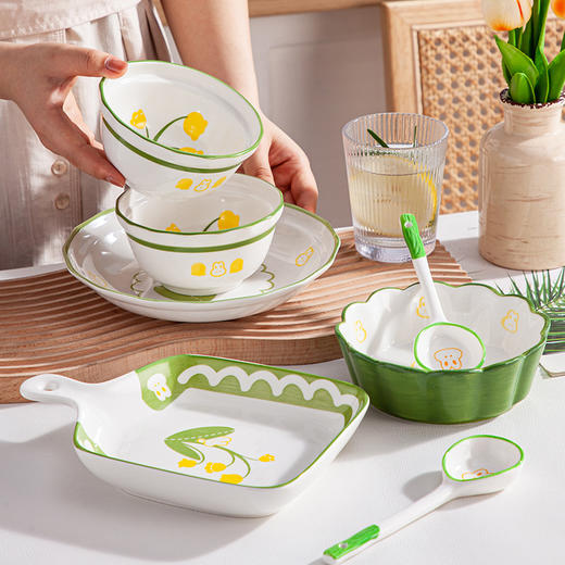 「七件套！抖音同款」新款创意ins风餐具2人食绿色铃兰小清新餐饮用具釉下彩陶瓷碗盘碟7件套装 商品图1