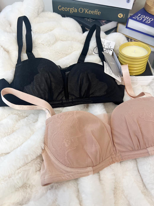 25特价 2402411    华** 蕾丝内衣 商品图0