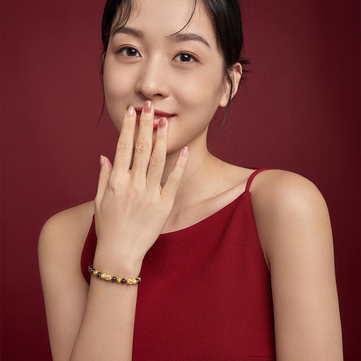 周六福黄金手串手链女款貔貅转运珠定价串珠石榴石首饰送女友礼物 商品图4