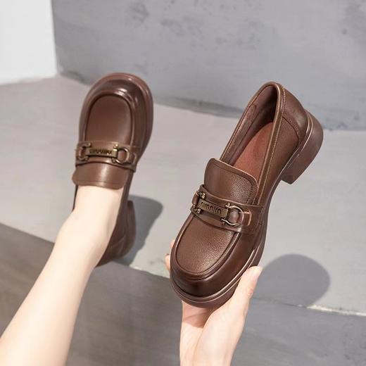 【实付满399送保温杯】【软底浅口乐福鞋】复古休闲女款皮鞋 通勤办公单鞋 商品图3