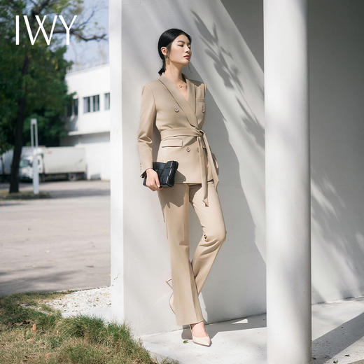 IWY/主持人卡其色西装套装女职业装气质女神范工作服显瘦演讲比赛服装C14106+P34106 商品图4