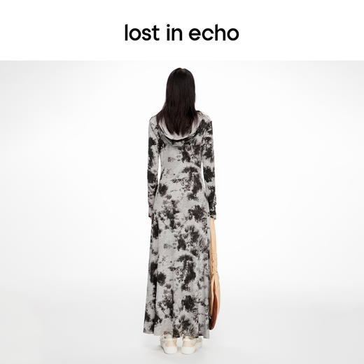 lost in echo2024春季新款设计师品牌连帽修身镂空褶皱长款连衣裙 商品图4