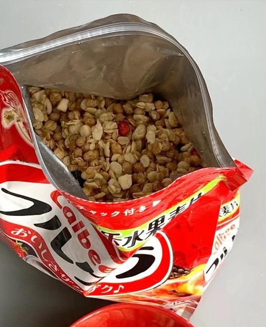 卡乐比日本进口水果麦片即食谷物一袋 商品图1