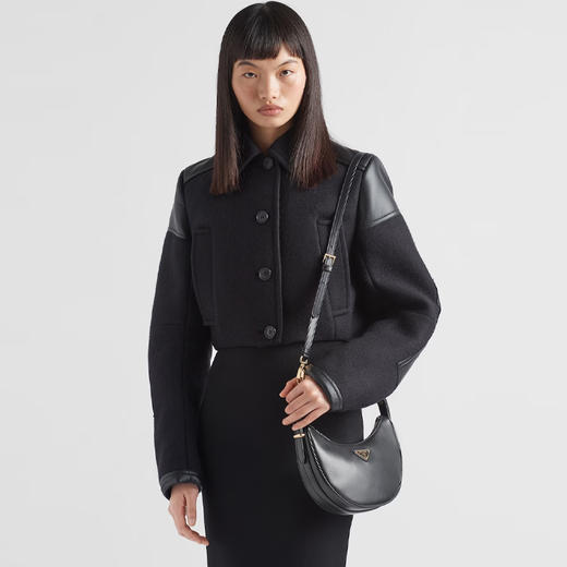 PRADA 普拉达 女士珐琅金属三角徽标 Arqué 皮革单肩包 黑色 1BC194 ASK F0002 OOO 商品图3