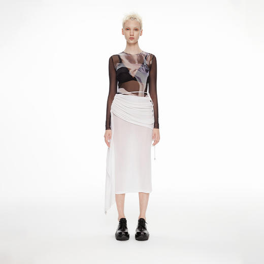 lost in echo2024春季新款设计师品牌光影独特印花网纱透视打底衫 商品图0