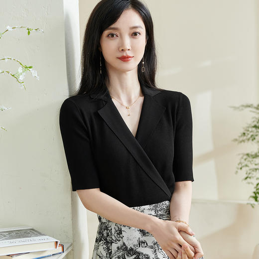 剩S/M/L/XL 【气质针织衫】2026春季新款时尚知性优雅修身显瘦上衣 商品图3