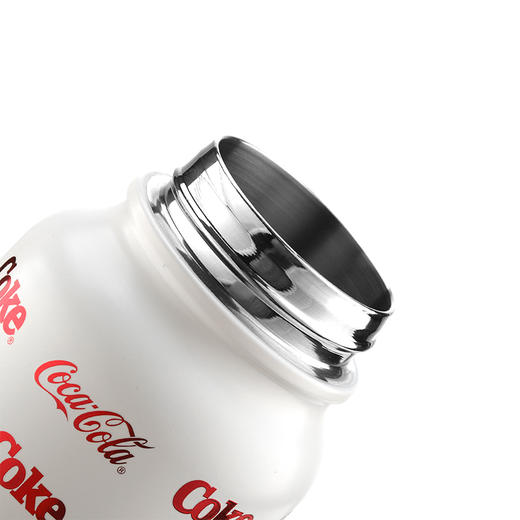 格沵 可口可乐联名系列 运动提手保温瓶750mL GE-CK23AW-DB20系列 商品图3