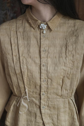 Renlisu  麦色草木染花瓣下摆古典衬衫