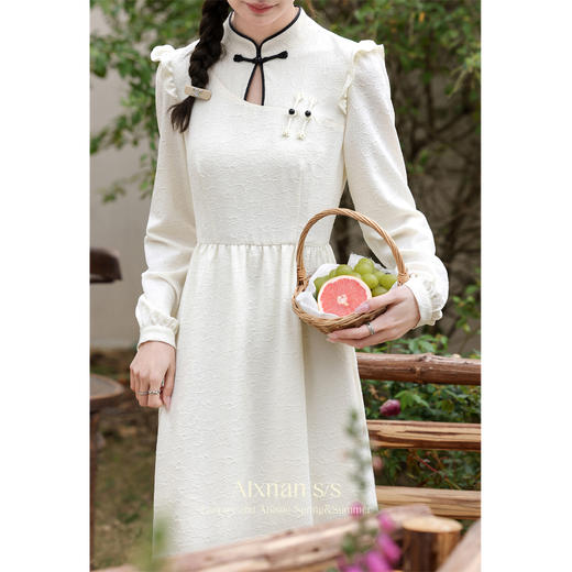 鹿向南《踏雪寻梅》新中式连衣裙L33815 商品图2