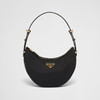 PRADA 普拉达 女士珐琅金属三角徽标 Arqué 尼龙与亮面皮革单肩包 黑色 1BC194 R789 F0002 OOO 商品缩略图0