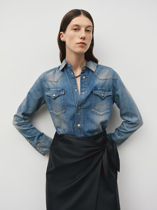 经典版型升级 天丝面料透气 万能牛仔衬衫FJ5080243 商品图1