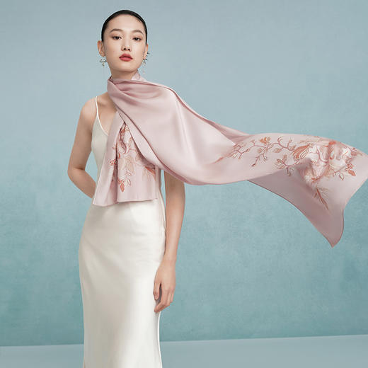 万事利“幽兰花意”双面印花长巾 商品图1