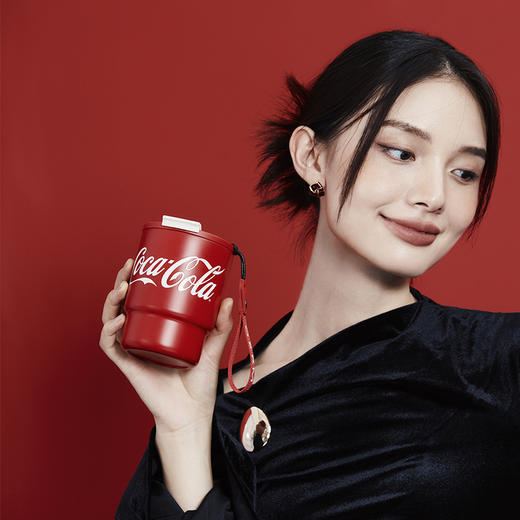 格沵 可口可乐联名款竹简保温杯中国红360ml GE-CK22AW-B21-1 商品图3