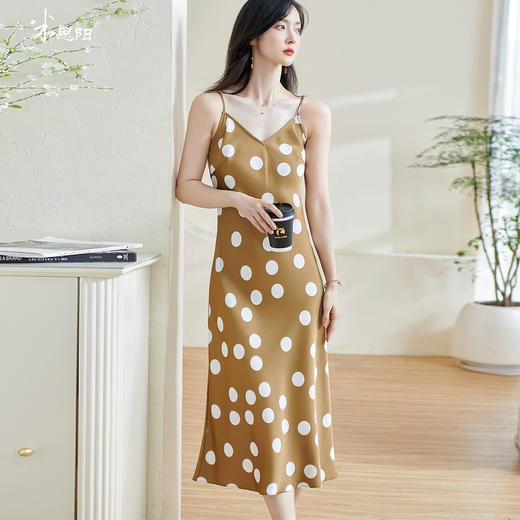 剩S 米思阳2026春季新款别致休闲波点印花连衣裙宽松搭配吊带裙女1022 商品图1
