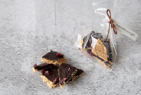 巧克力蔓越莓酥粒