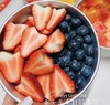 草莓+蓝莓果切一盒 商品缩略图0