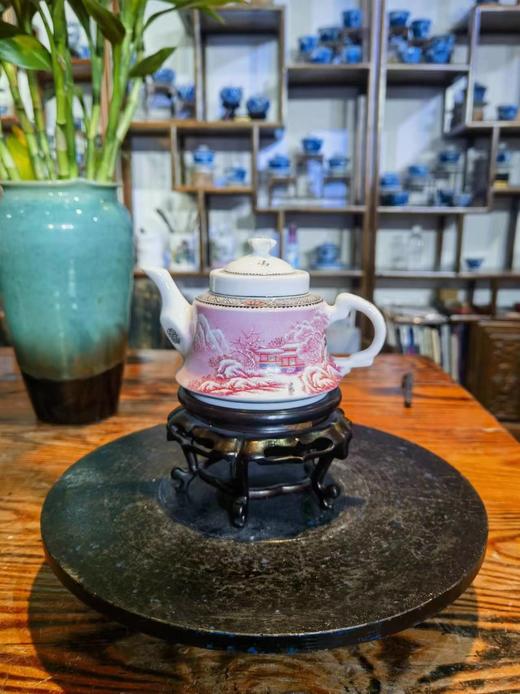 玛瑙红踏雪访友雪景壶 商品图0