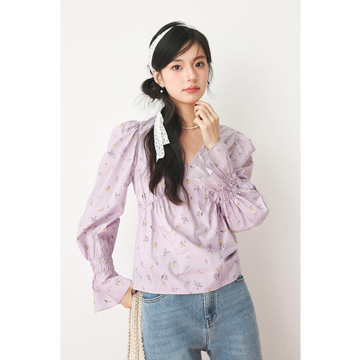【严选】诗凡黎春精致抽褶设计碎花造型感泡泡袖衬衫SF3120141 商品图0