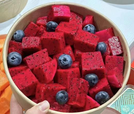 海南火龙果300克+蓝莓125克果切一盒 商品图0