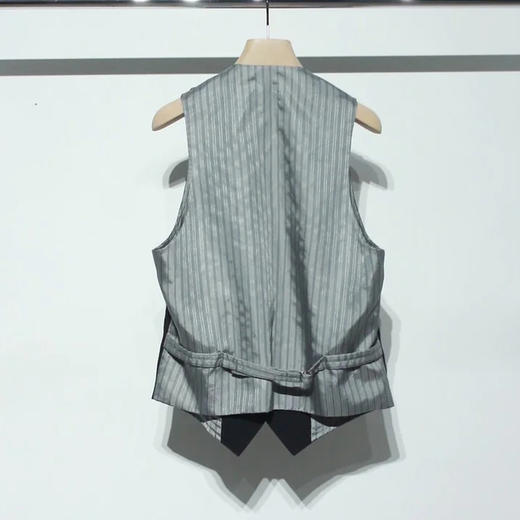 SOE Studded Vest 镶嵌V领西装马甲 商品图4