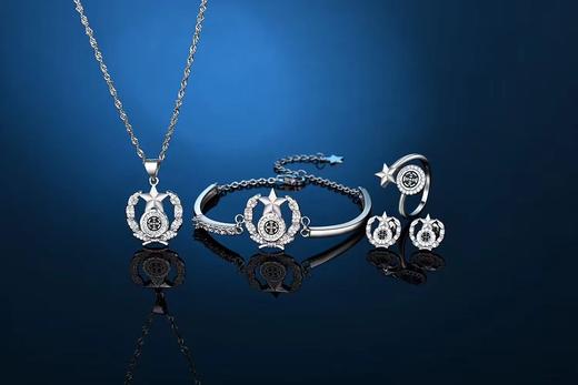 【爱意永恒系列】新款925银套装项链耳钉戒指手镯ss 商品图0