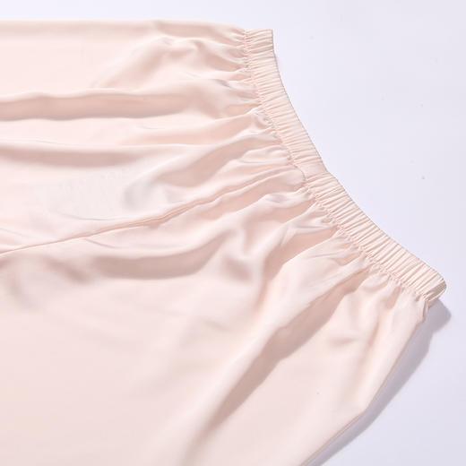 都市丽人生活家居春夏睡衣女冰雪丝家居服有罩杯薄款吊带短裤女士丝质套装LH42D7 商品图7