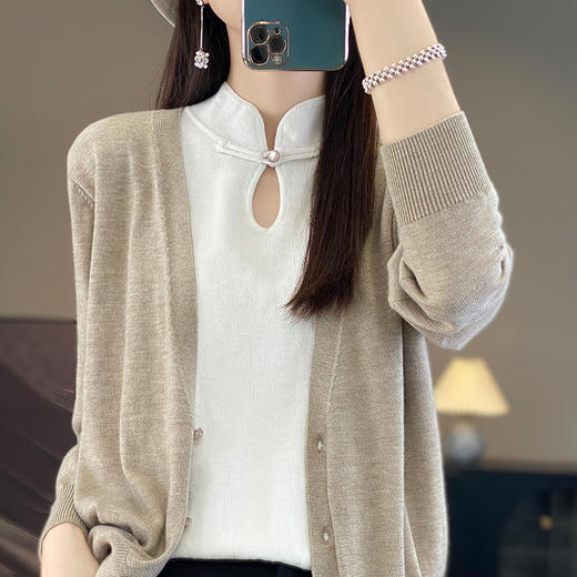 Avann假两件盘扣领羊毛混纺开衫2355 商品图12