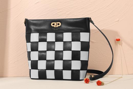 PIERRE CARDIN‘棋盘格系列’ 真皮格纹单肩包女 商品图1