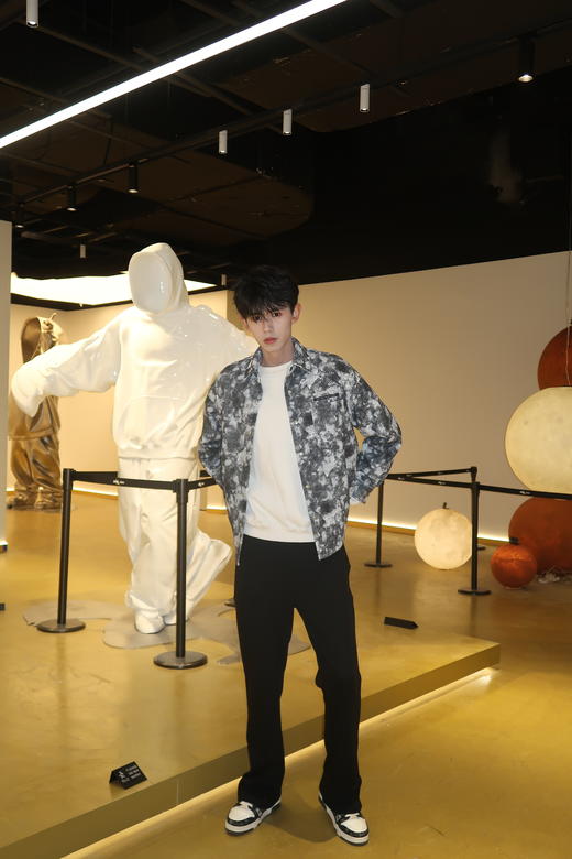 W419625248复古晕染衬衫外套 商品图6