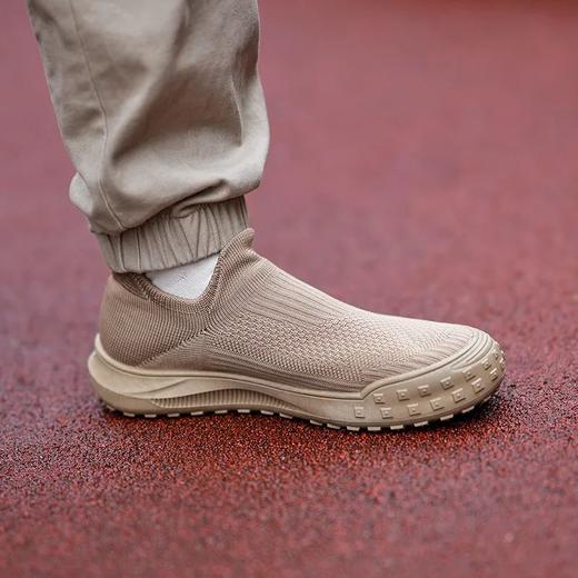 飞织软底运动休闲鞋 商品图3