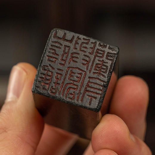 近代 韩登安款寿山石雕兽钮诗文印章 商品图3