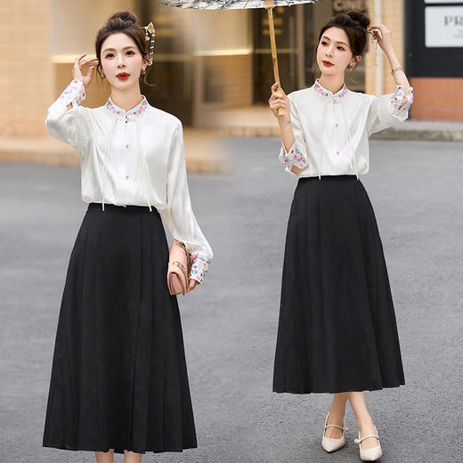 复古新款中式g风改良气质，马面裙印花两件套衬衣刺绣套装LZW-68850 商品图1