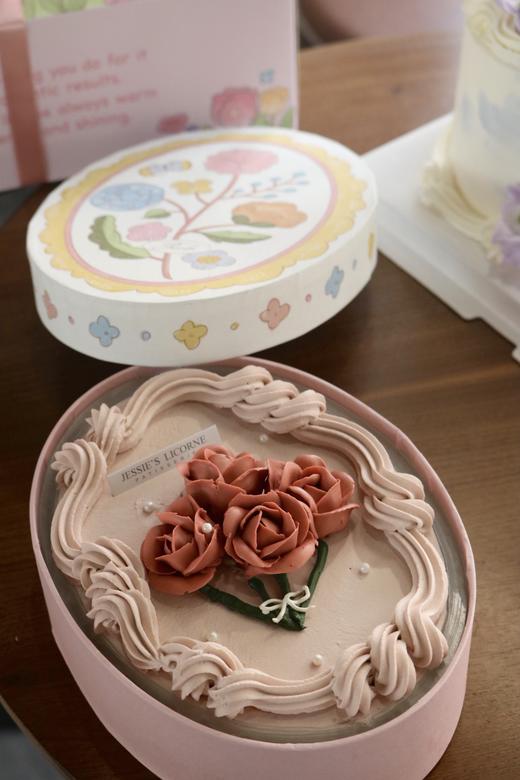女神裱花盒子奶油蛋糕 商品图0