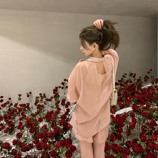 金蘑菇菇 /柏林少女 私服组！冰晶天丝甜美系防晒 商品图0