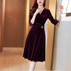 AHM-3099紫色金丝绒连衣裙女2024春季新款高级感V领收腰显瘦长袖礼服裙