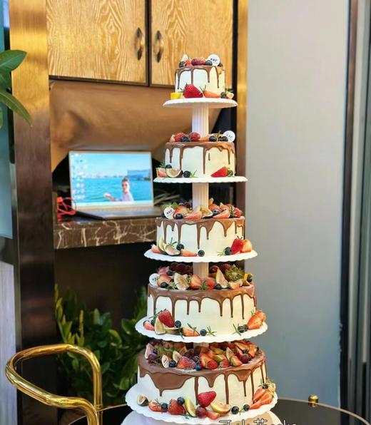 5层巧克力淋面水果蛋糕 商品图0