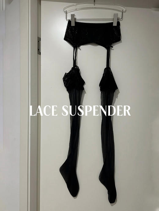 She Wang｜扶桑花 [ 3D 黑色蕾丝连体吊带袜 ] 商品图1