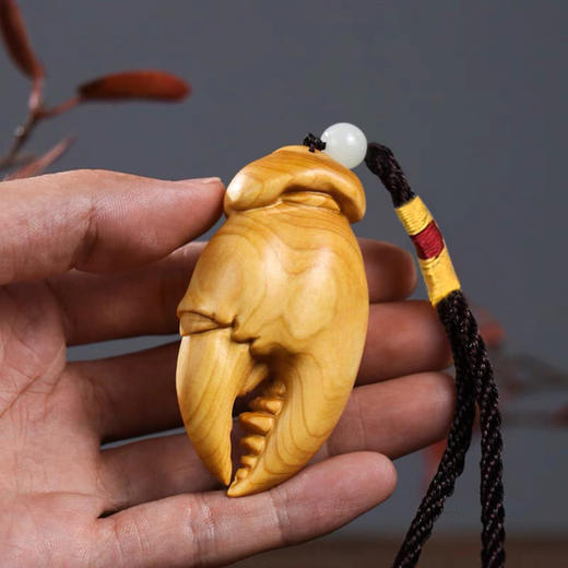 八方来财手里有钱°长蟹钳大叶黄杨挂件 商品图0