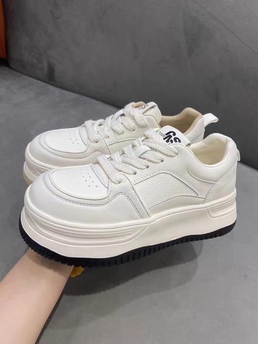 欧罗巴厚底小白鞋2024春季新品百搭增高休闲运动板鞋 商品图0