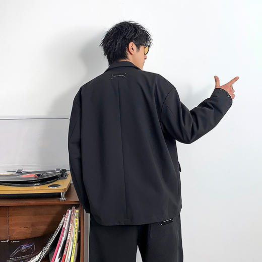 徐太浪黑色时尚便服单西装外套男春季2024新款潮牌单排扣大码西服 商品图3