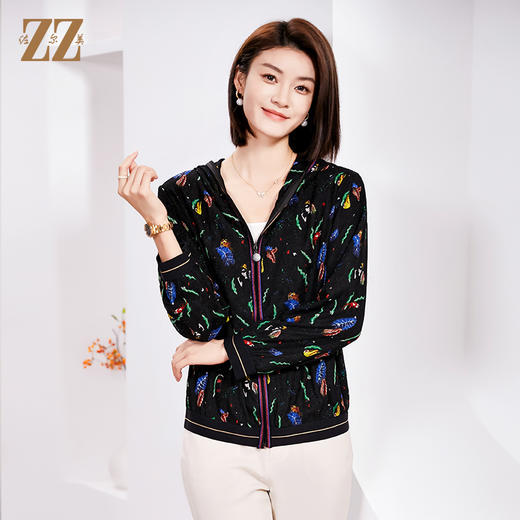 佐尔美春季新品上新 气质时尚连帽上衣外套女E21SY01 商品图3