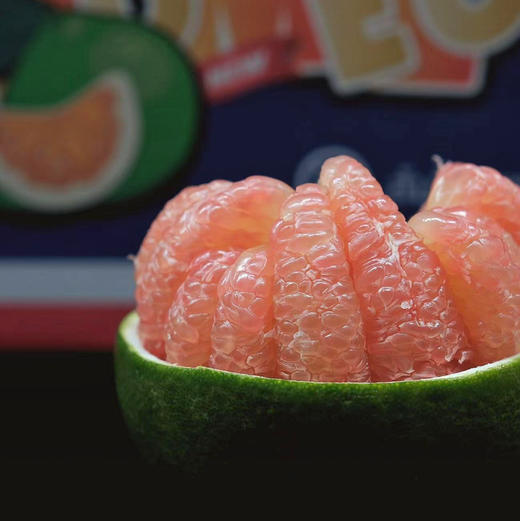 【礼盒 翡翠柚】泰国青皮红心 翡翠柚，特点是味道甜，无酸味是翡翠青柚的特点！ 商品图1