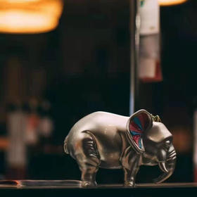 秦玮鸿《吉象》小