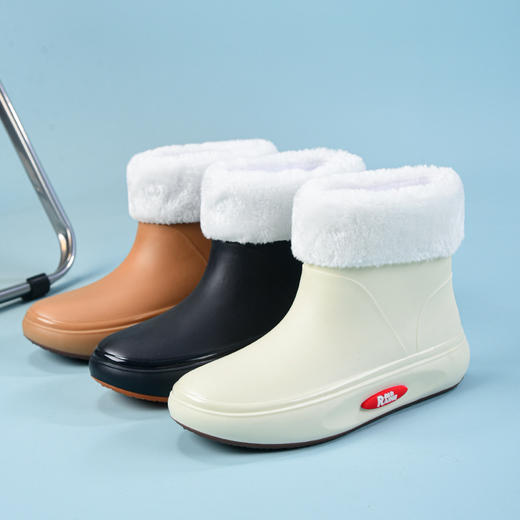 【时尚雨鞋！防水防滑】雨鞋女款潮流时尚雨靴水鞋新款套鞋防水防滑女士保暖加绒水靴，鞋套可拆设计，四季可穿。 商品图1