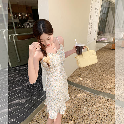 <曾小咸推荐> 【香草芋紫】紫色开衫+碎花吊带裙 商品图3