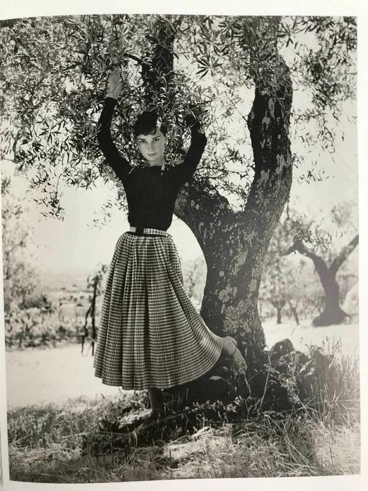 定义时尚的时刻 120幅插图 精装16开 商品图7