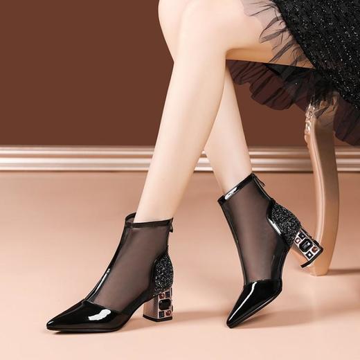 TZF-新款粗跟漆皮网靴女镂空水钻凉靴包头凉鞋女 商品图3