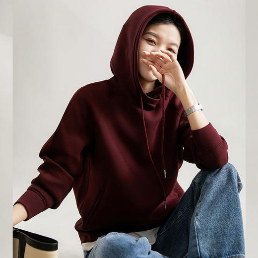 下单3-5天发货！ORIGNAL&CO车厘子红立体阔形空气感拉链连帽开衫/卫衣 380g云感空气层面料，哑光质感，显白显瘦显气质 商品图3